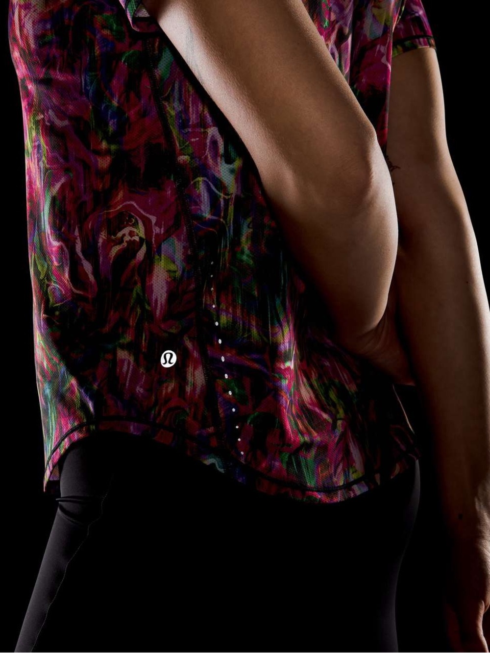 Lululemon /// Women’s High Neck Running and Training T-Shirt - Hyper Flow Multi - Picture 5 of 11